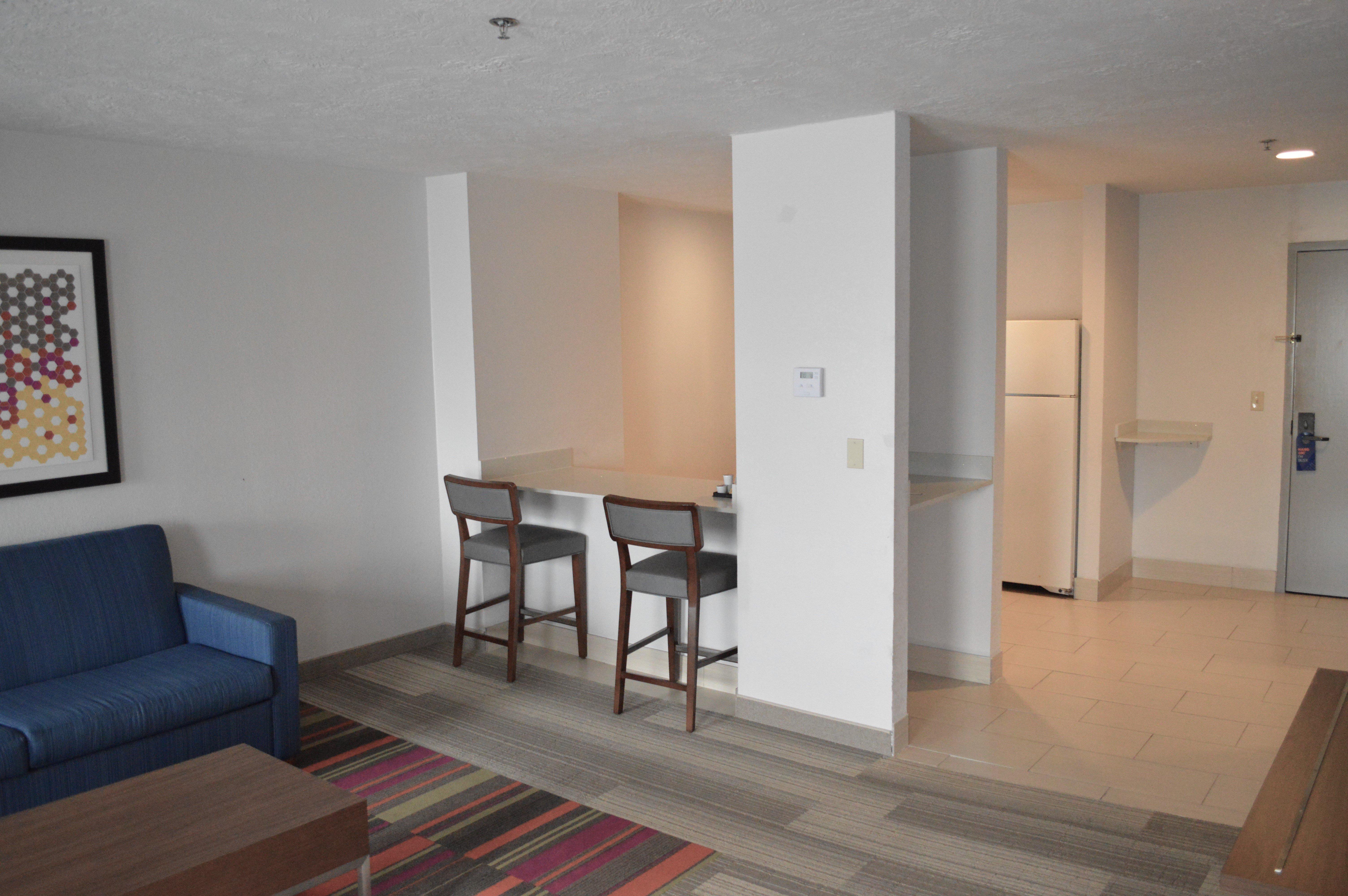 Holiday Inn Express & Suites Batesville By Ihg Exterior photo